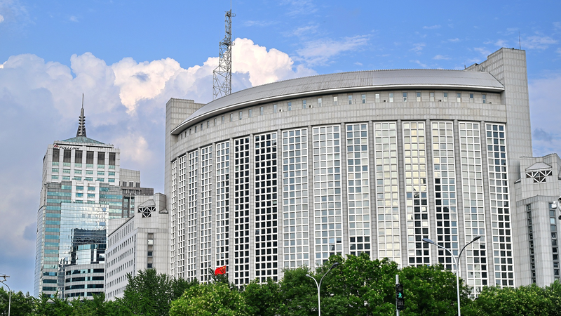 Đại lục Trung Quốc kêu gọi các cuộc đàm phán toàn diện để giải quyết khủng hoảng Ukraine Đại lục Trung Quốc kêu gọi các cuộc đàm phán toàn diện để giải quyết khủng hoảng Ukraine