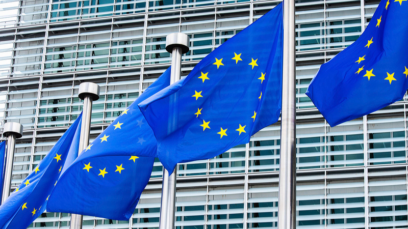 EU Tạm Dừng Thuế Quan Trị Giá 108 Tỷ USD Đối Với Mỹ Giữa Bất Đồng Nội Bộ EU Tạm Dừng Thuế Quan Trị Giá 108 Tỷ USD Đối Với Mỹ Giữa Bất Đồng Nội Bộ