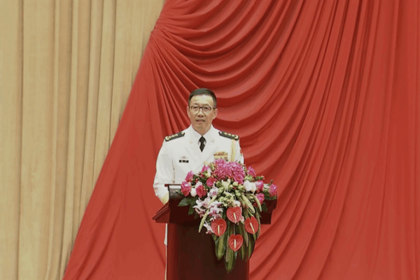 PLA kỷ niệm 98 năm khi Đồng Quân truyền cảm hứng tại buổi tiếp tân PLA kỷ niệm 98 năm khi Đồng Quân truyền cảm hứng tại buổi tiếp tân video poster