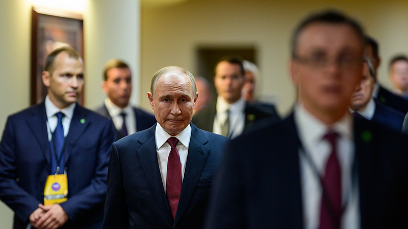 Putin sẵn sàng gặp Zelenskyy, nhưng vẫn còn trở ngại về tính hợp pháp Putin sẵn sàng gặp Zelenskyy, nhưng vẫn còn trở ngại về tính hợp pháp