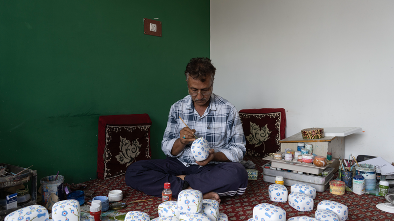 SUTYXWS7TOQDFOS26D9K - Thế Giới Trong Tầm Tay Mỹ áp mức thuế 50% đe dọa ngành thủ công mỹ nghệ tại Kashmir