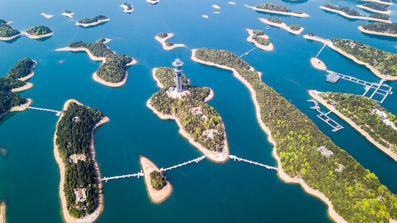 SZRMCJG67T8IHZJAM7I4 - Thế Giới Trong Tầm Tay Tập 3: Khám phá Biển Tây thanh bình của núi Lư Sơn video poster