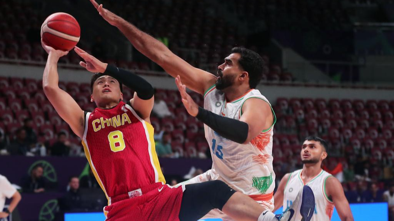 Trung Quốc Thắng Ấn Độ 100-69 tại FIBA Asia Cup Trung Quốc Thắng Ấn Độ 100-69 tại FIBA Asia Cup