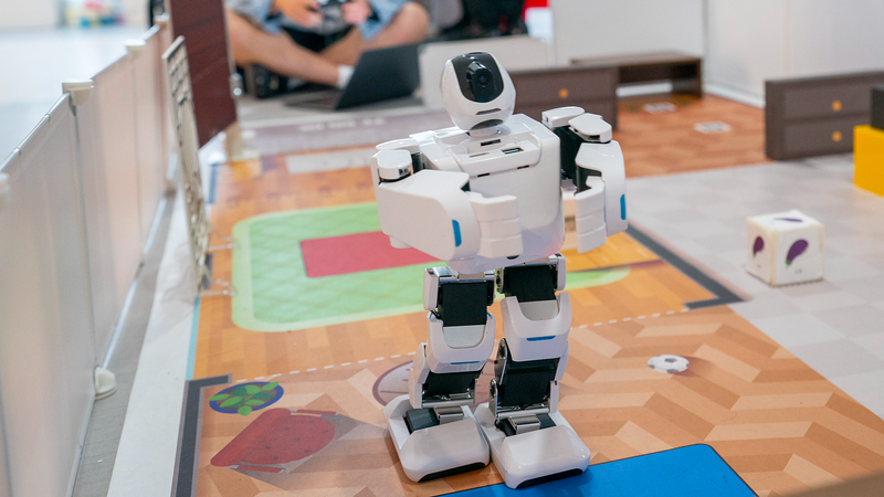 Robot hình người đối mặt với thử thách tại chung kết Robotics và AI ở Hợp Phì Robot hình người đối mặt với thử thách tại chung kết Robotics và AI ở Hợp Phì video poster