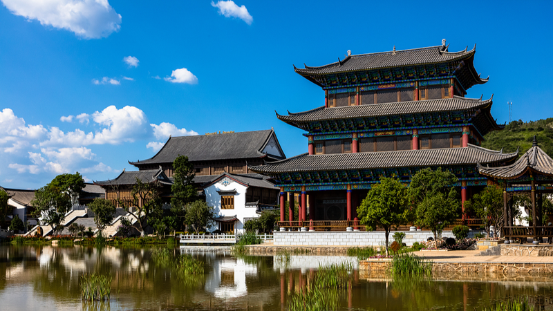 Khám Phá Jianchuan: Thiên Đường Chạm Khắc Gỗ ở Vân Nam Khám Phá Jianchuan: Thiên Đường Chạm Khắc Gỗ ở Vân Nam video poster