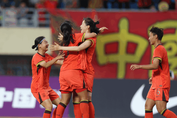 Đội tuyển Trung Quốc đánh bại Syria 6-0 trong trận mở màn vòng loại AFC U20 nữ Đội tuyển Trung Quốc đánh bại Syria 6-0 trong trận mở màn vòng loại AFC U20 nữ