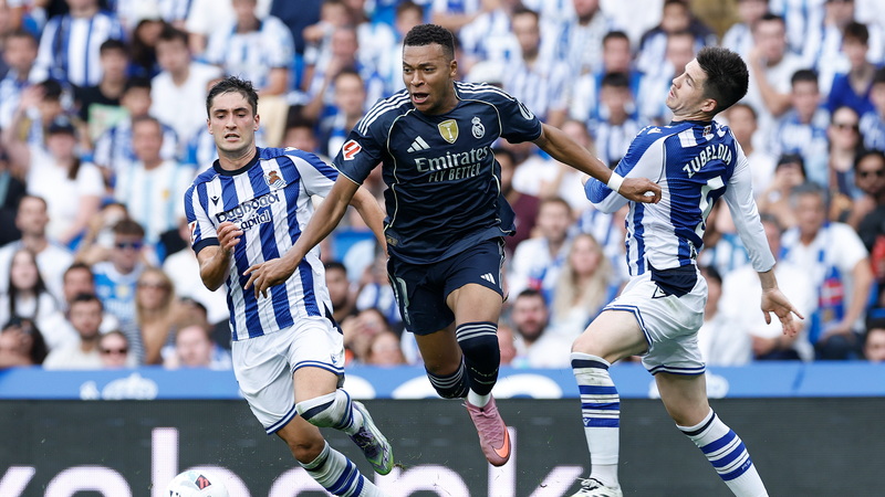 2ZPFXUT01FLU2UGRW3TQ - Thế Giới Trong Tầm Tay Mbappe toả sáng khi Real Madrid vượt qua Real Sociedad 2-1 dù chơi thiếu người