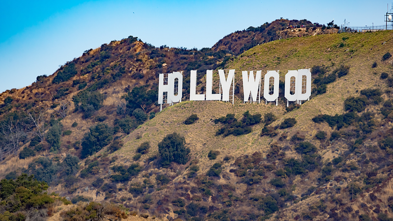 Thuế 100% Phim Nước Ngoài của Trump Làm Rúng Động Hollywood Thuế 100% Phim Nước Ngoài của Trump Làm Rúng Động Hollywood