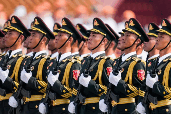 Diễu Hành Chiến Thắng Lần Thứ 80: Lịch Sử Nhớ Mãi, Hòa Bình Ngự Trị Diễu Hành Chiến Thắng Lần Thứ 80: Lịch Sử Nhớ Mãi, Hòa Bình Ngự Trị