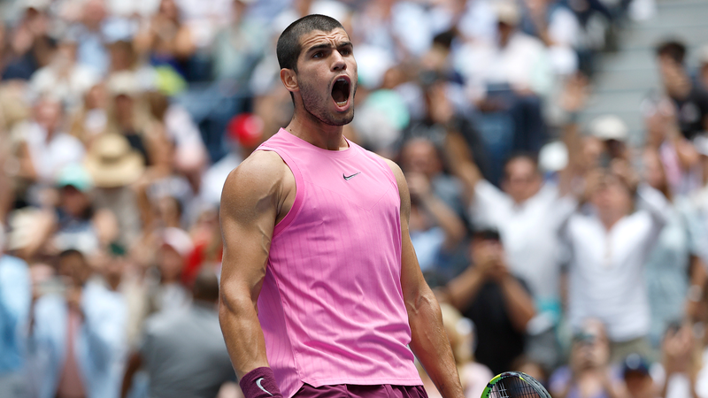 Alcaraz tiến vào bán kết US Open; Pegula hạ gục Krejcikova Alcaraz tiến vào bán kết US Open; Pegula hạ gục Krejcikova