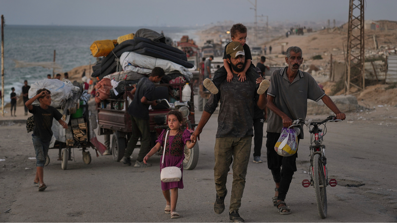 Israel mở lối thoát hiểm tạm thời ở Gaza; EU đề xuất trừng phạt thương mại Israel mở lối thoát hiểm tạm thời ở Gaza; EU đề xuất trừng phạt thương mại