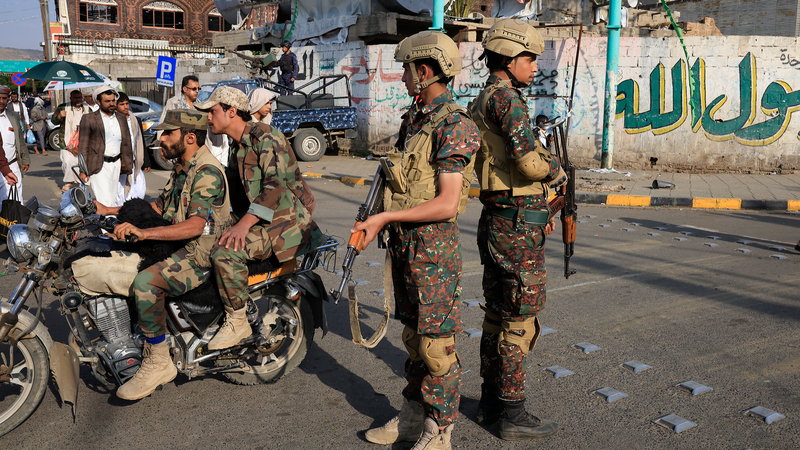 Houthis Yemen bắn tên lửa siêu vượt âm vào Israel, Tel Aviv báo động Houthis Yemen bắn tên lửa siêu vượt âm vào Israel, Tel Aviv báo động