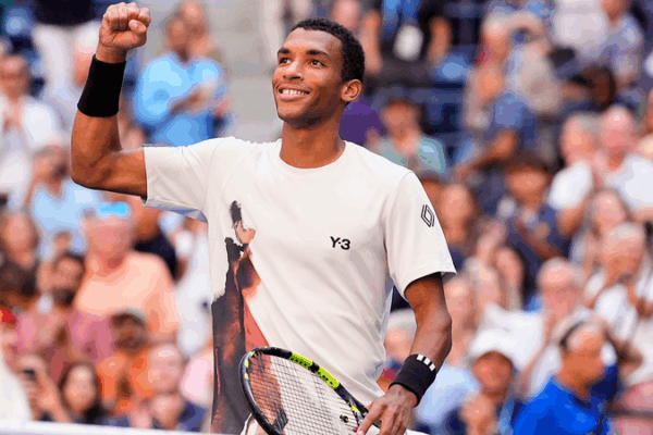 Auger-Aliassime Chiến Đấu Qua Bốn Set Để Đến Bán Kết US Open Auger-Aliassime Chiến Đấu Qua Bốn Set Để Đến Bán Kết US Open