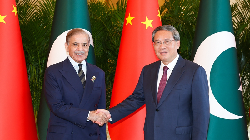 Thủ tướng Trung Quốc Lý Cường, Thủ tướng Pakistan Sharif ký nâng cấp CPEC tại Bắc Kinh Thủ tướng Trung Quốc Lý Cường, Thủ tướng Pakistan Sharif ký nâng cấp CPEC tại Bắc Kinh