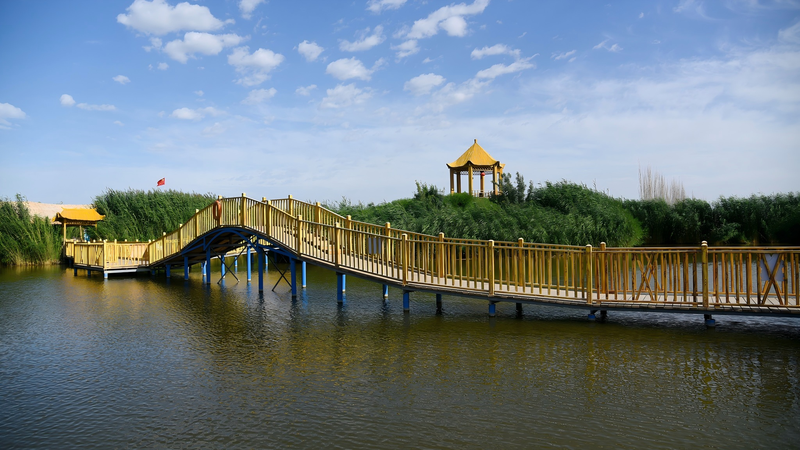 Đại Hà Khẩu tại Hồ Bosten: Nơi Nước Gặp Trời ở Tân Cương Đại Hà Khẩu tại Hồ Bosten: Nơi Nước Gặp Trời ở Tân Cương video poster