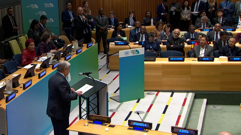 NUFF38UB2RAAUH8X5XWB - Thế Giới Trong Tầm Tay Đại hội đồng Liên Hợp Quốc kêu gọi quy tắc an toàn AI toàn cầu video poster