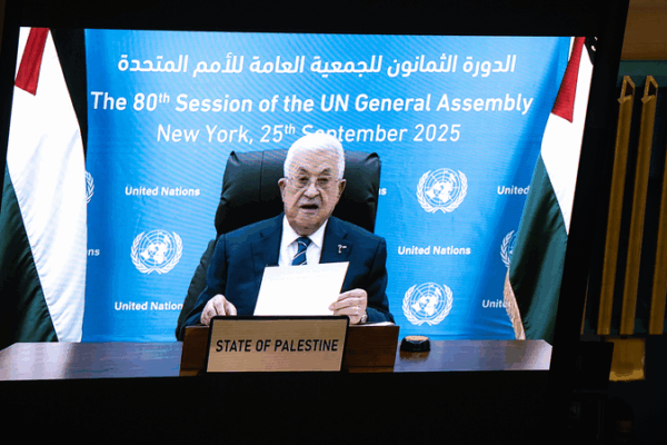 Abbas gọi chiến tranh Gaza là ‘Diệt chủng’ trong bài phát biểu lịch sử tại Liên Hợp Quốc Abbas gọi chiến tranh Gaza là 'Diệt chủng' trong bài phát biểu lịch sử tại Liên Hợp Quốc