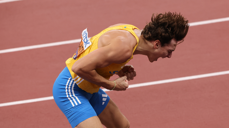 Duplantis Lại Phá Kỷ Lục Nhảy Sào Của Chính Mình ở Tokyo Duplantis Lại Phá Kỷ Lục Nhảy Sào Của Chính Mình ở Tokyo