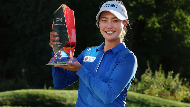 Vương Tâm Doanh vượt qua Thitikul số 1 thế giới để giành danh hiệu LPGA đầu tiên Vương Tâm Doanh vượt qua Thitikul số 1 thế giới để giành danh hiệu LPGA đầu tiên