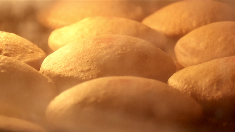 Bánh Trung Thu Rỗng Cổ Xưa ở Sơn Tây: Truyền Thống Nghìn Năm của Tết Trung Thu video poster