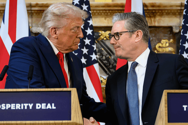 Trump Va Chạm với Starmer về Palestine trong Kết Thúc ở London Trump Va Chạm với Starmer về Palestine trong Kết Thúc ở London