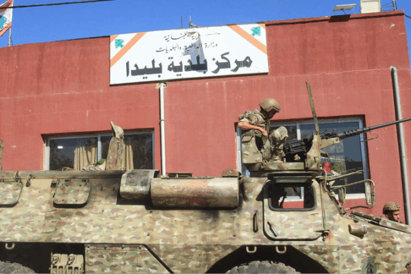 Tổng Thống Lebanon Triển Khai Quân Đội Đối Phó Cuộc Tấn Công Biên Giới của Israel Tổng Thống Lebanon Triển Khai Quân Đội Đối Phó Cuộc Tấn Công Biên Giới của Israel