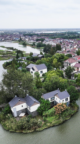 2KUCSEP7F345QJQG0YEL - Thế Giới Trong Tầm Tay Làng Đông La được vinh danh là Làng Du lịch Tốt nhất của Liên Hợp Quốc năm 2025 video poster