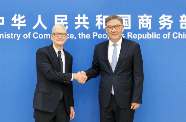 Bộ trưởng thương mại Trung Quốc gặp Tim Cook của Apple tại Bắc Kinh