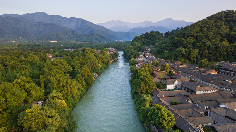 Bên trong Baopingkou: ‘Cổ Chai’ 2,200 Năm Tuổi của Dujiangyan Bên trong Baopingkou: 'Cổ Chai' 2,200 Năm Tuổi của Dujiangyan video poster