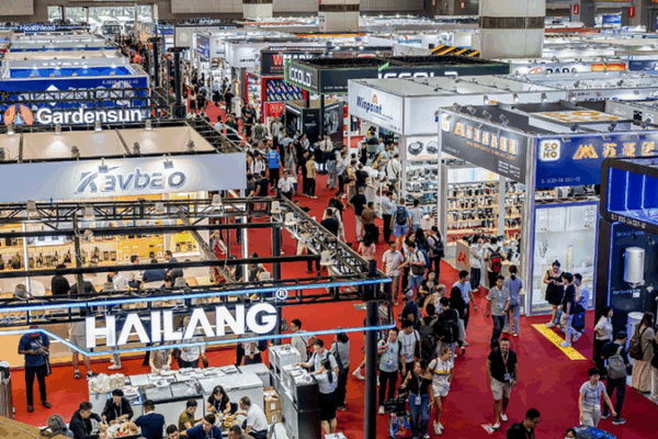 Hội chợ Canton lần thứ 138: Bước nhảy vọt công nghệ của Trung Quốc trong chuỗi giá trị toàn cầu