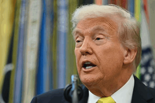 Trump cho phép CIA thực hiện các hoạt động bí mật ở Venezuela giữa lúc căng thẳng gia tăng Trump cho phép CIA thực hiện các hoạt động bí mật ở Venezuela giữa lúc căng thẳng gia tăng