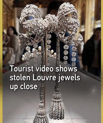 Du Khách Ghi Lại Những Viên Ngọc Lộng Lẫy Trước Vụ Trộm Ở Louvre Du Khách Ghi Lại Những Viên Ngọc Lộng Lẫy Trước Vụ Trộm Ở Louvre video poster