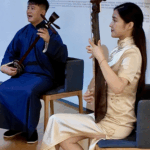 CUDGYG5OE9LUEIAVZIJE - Thế Giới Trong Tầm Tay Pingtan vang vọng qua sân bảo tàng Tô Châu video poster