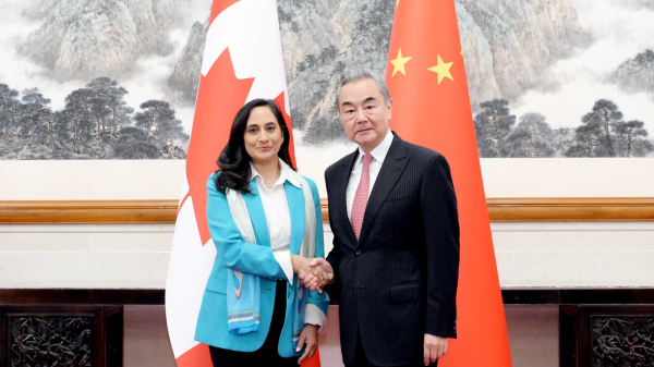 Trung Quốc và Canada Mở Ra Chương Mới Trong Quan Hệ 55 Năm Trung Quốc và Canada Mở Ra Chương Mới Trong Quan Hệ 55 Năm