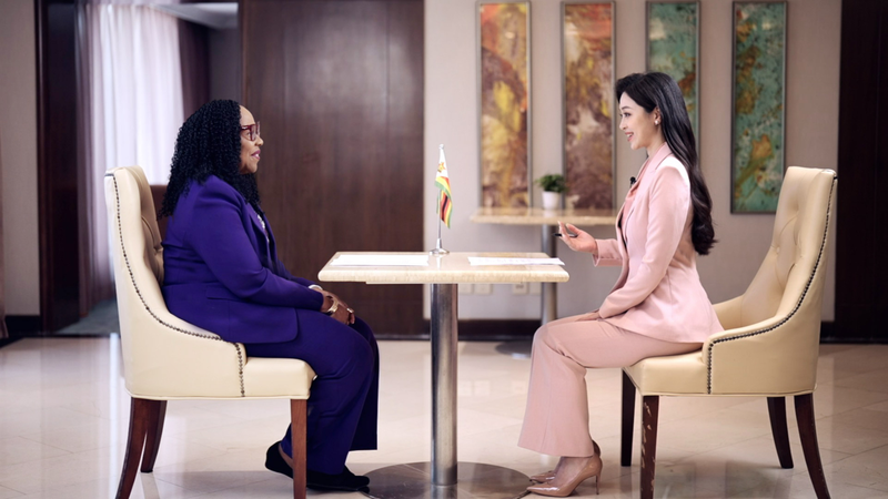 Bộ trưởng Zimbabwe: Phụ nữ là nòng cốt của sự chuyển đổi ở Châu Phi Bộ trưởng Zimbabwe: Phụ nữ là nòng cốt của sự chuyển đổi ở Châu Phi video poster