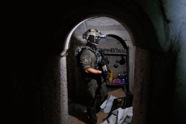 Israel cam kết phá hủy các đường hầm ở Gaza sau khi thả con tin Israel cam kết phá hủy các đường hầm ở Gaza sau khi thả con tin