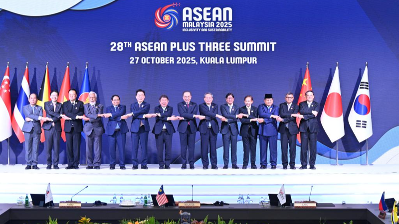 J1R4ZQ8O1460MHOI3I1K - Thế Giới Trong Tầm Tay Trung Quốc và ASEAN nâng cấp thương mại với CAFTA 3.0