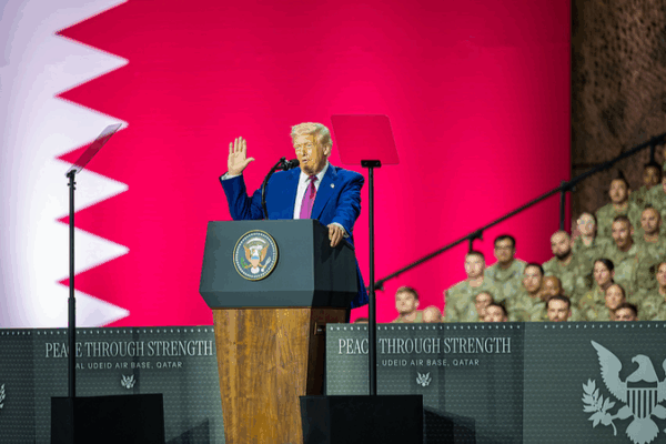 Trump cam kết bảo vệ Qatar chống lại cuộc tấn công Trump cam kết bảo vệ Qatar chống lại cuộc tấn công