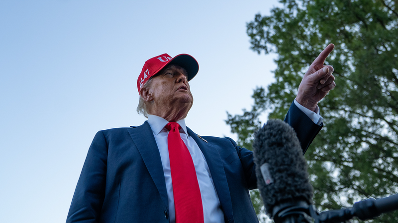 4.108 nhân viên liên bang bị sa thải giữa lúc chính phủ Mỹ đóng cửa