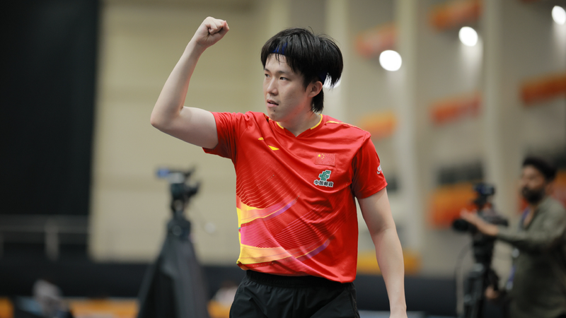Đội nam Trung Quốc vào chung kết bóng bàn châu Á sau cú lội ngược dòng 3-2 Đội nam Trung Quốc vào chung kết bóng bàn châu Á sau cú lội ngược dòng 3-2