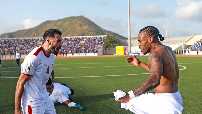 Cape Verde làm nên lịch sử: Lần đầu giành vé dự FIFA World Cup Cape Verde làm nên lịch sử: Lần đầu giành vé dự FIFA World Cup