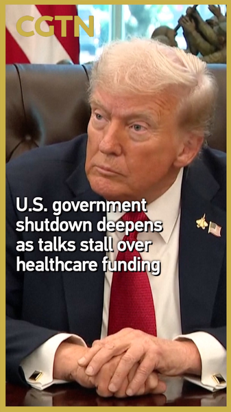 Ngày thứ sáu chính phủ Mỹ đóng cửa khi đàm phán chăm sóc sức khỏe bế tắc video poster