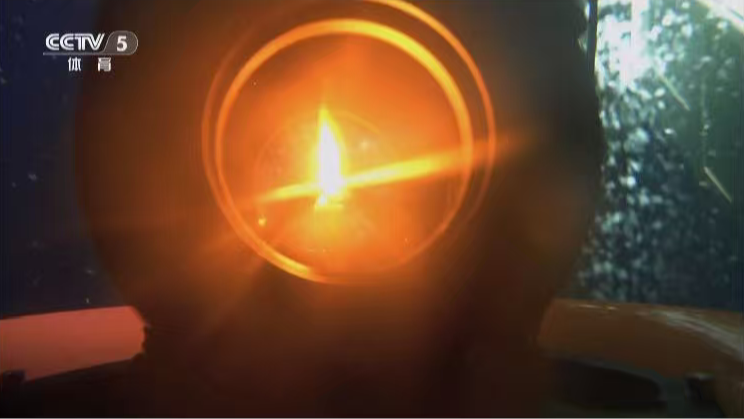 R7EM2U5N3YPPA7E5R12S - Thế Giới Trong Tầm Tay Lễ Thắp Lửa Khuấy Động Tinh Thần Đại Hội Thể Thao Toàn Quốc của Trung Quốc tại Quảng Châu