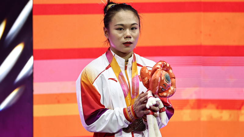 RIRGNBGD5CVNY1TK2LSQ - Thế Giới Trong Tầm Tay Zhang Qingying giành huy chương đồng toàn năng, đưa Trung Quốc quay lại bục chiến thắng