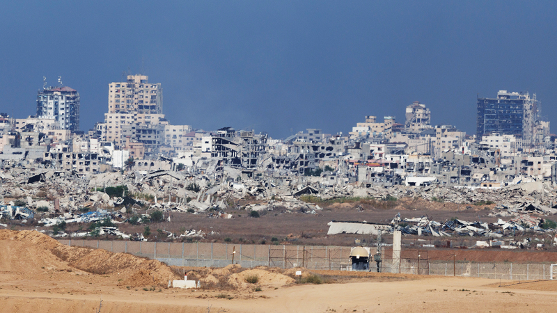 Israel và Hamas đồng ý về giai đoạn một của kế hoạch hòa bình của Trump Israel và Hamas đồng ý về giai đoạn một của kế hoạch hòa bình của Trump