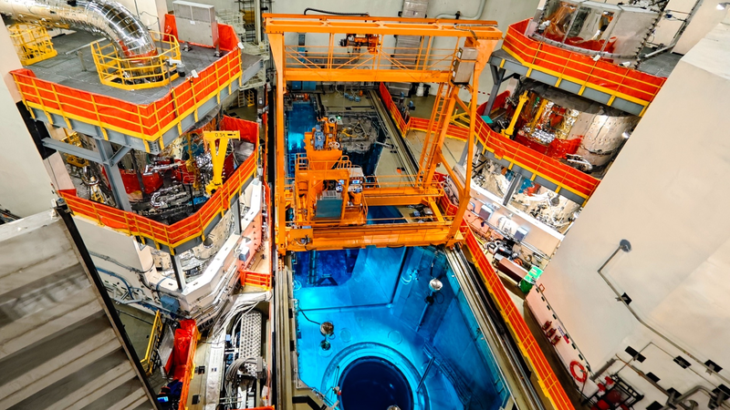 Bắt đầu nạp nhiên liệu tại tổ máy Hualong-1 thứ hai ở Zhangzhou video poster