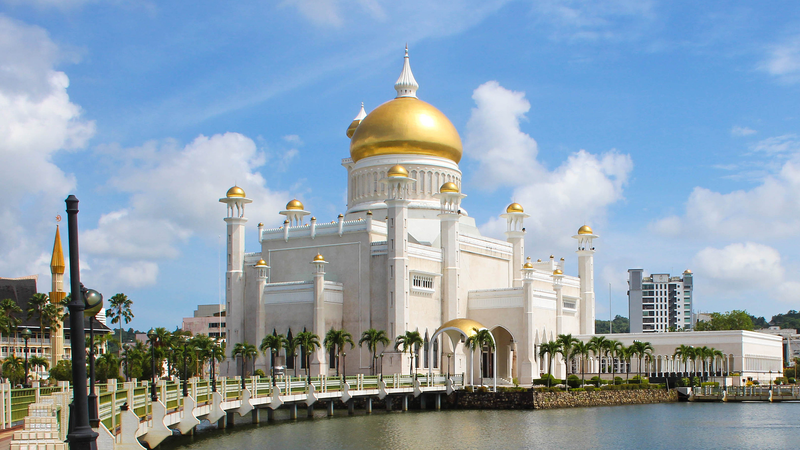 SB33GXT6PW1UVSGOGI1C - Thế Giới Trong Tầm Tay Thánh đường Omar Ali Saifuddien: Kỳ quan hiện đại của Brunei