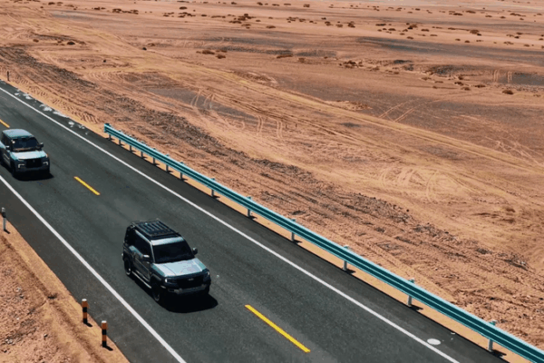 Cách các gã khổng lồ EV Trung Quốc đang thúc đẩy sự bùng nổ ô tô của Hungary video poster