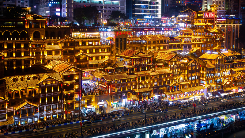 UU6B4UTBDJMS7FVH5Q2G - Thế Giới Trong Tầm Tay Du lịch nghỉ lễ đạt đỉnh tại Hongyadong của Trùng Khánh