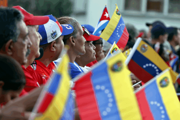 Các chuyên gia LHQ gọi các cuộc tấn công của Mỹ vào Venezuela là “hành quyết ngoài pháp luật” Các chuyên gia LHQ gọi các cuộc tấn công của Mỹ vào Venezuela là "hành quyết ngoài pháp luật"